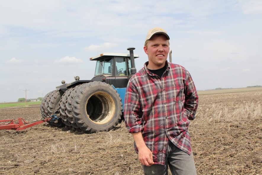 Pour un jeune agriculteur, le métayage permet d'acquérir de l'expérience et générer un revenu en partageant les risques sans être propriétaire.  