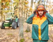 L'agriculture est parmi les métiers les plus à risques de causer la surdité.  