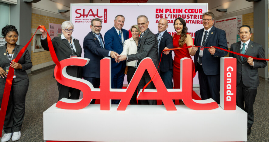 Une poignée de dignitaire participait mardi à l'ouverture officielle du Salon international de l'alimentation à Toronto.  