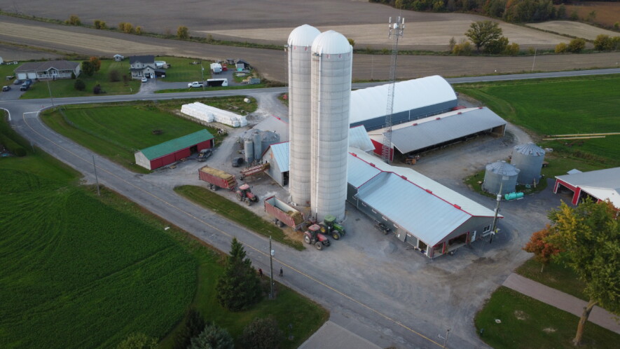 La Ferme des 4 Guindon est située à Hammond, dans l'est ontarien.   