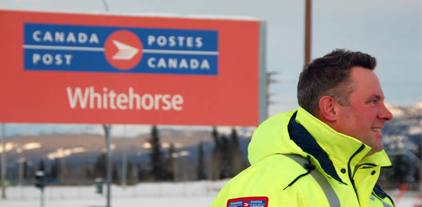 Pour Sébastien Bernier, le fort sentiment de communauté s’inscrit au cœur du travail des personnes employées chez Postes Canada.  