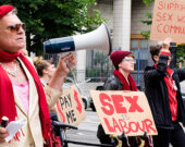 Manifestation pour défendre les droits des travailleurs et travailleuses du sexe à Vancouver en juin 2016. &mdash; Photo : Sally T. Buck — Flickr CC-BY-NC-ND