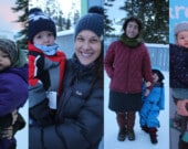 Shonagh Mccrintle, Véronique Thériault, Clodie-Pascale Brasset-Villeneuve et Denis Lacroix,  à la sortie de la Garderie du petit cheval blanc. &mdash; Photos : Camille Boyer