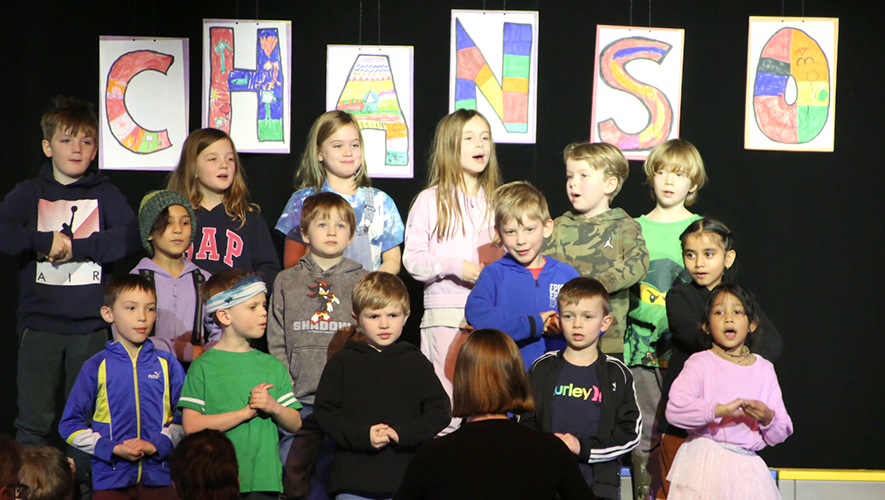La section des programmes en français du ministère de l’Éducation a créé Chante-la ta chanson en 2015 pour rassembler les élèves des écoles élémentaires et promouvoir l’apprentissage du français langue seconde. &mdash; Photo : Maryne Dumaine 