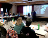 Le personnel de l’AFY a reçu une formation sur la réconciliation avec les Premières Nations du Yukon. Cette formation s’inscrit dans la stratégie de rapprochement de l’organisme avec les Premières Nations.  &mdash; Photo : Gwendoline Le Bomin