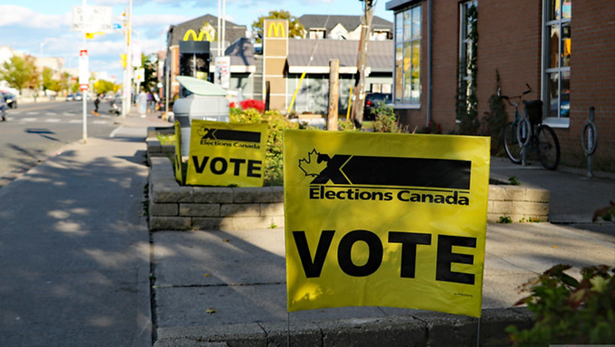 Le scrutin au Canada est appelé majoritaire à un tour : le candidat ou la candidate qui remporte le plus de voix remporte le siège de la circonscription. &mdash; Photo : Can Pac Swire – Flickr