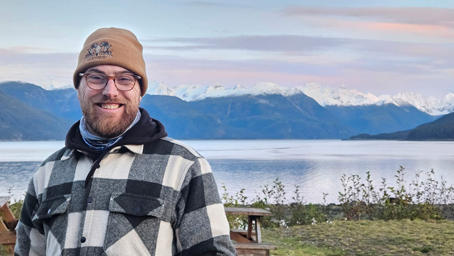 Lors d’un séjour touristique au Yukon, Baptiste Gabry est tombé sous le charme du territoire et a décidé de s’y installer. &mdash; Photo : Gabrielle Laroche 