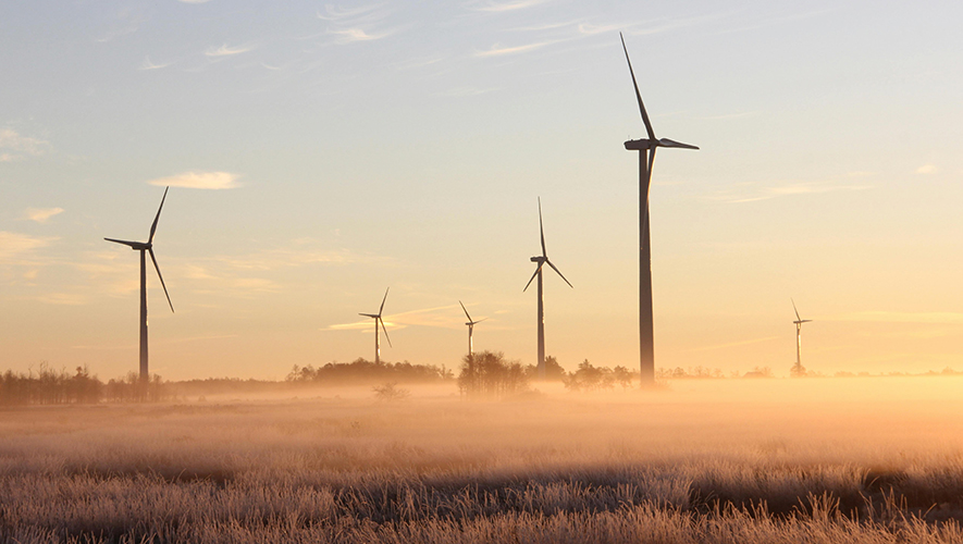 Les communautés autochtones détiennent, en totalité ou en copropriété, près de 20 % des infrastructures de production d’électricité canadiennes, tous systèmes confondus.  &mdash; Photo : Laura Penwell – Pexels