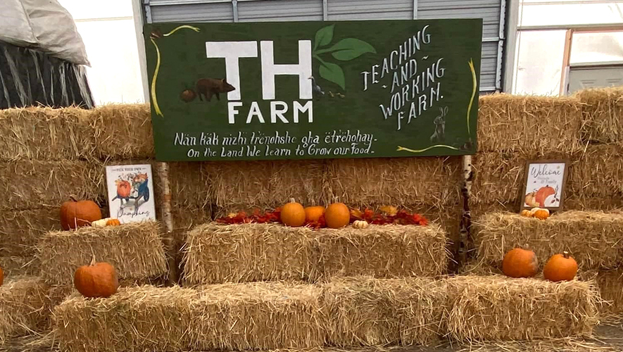 La ferme Tr’ondëk Hwëch’in  &mdash; Photo : Site Web de la ferme des Tr'ondëk Hwëch'in