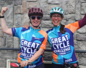 Isabelle Salesse (à gauche) a participé plusieurs fois au Great Cycle Challenge pour ammasser des fonds pour la recherche contre les cancers touchant les enfants. En 2022, Edith Bélanger l'a accompagnée lors de ce défi. &mdash; Photo : Fournie