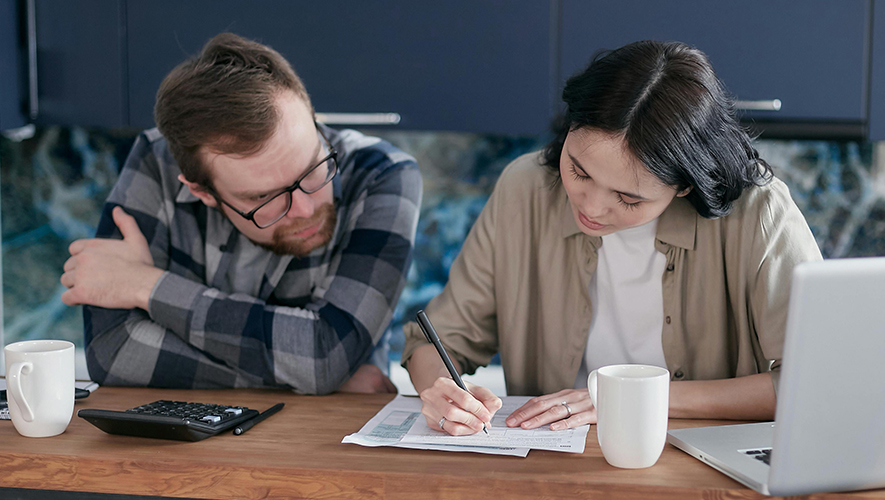 La plus récente étude du Programme pour l’évaluation internationale des compétences des adultes (PEICA) faite au Canada ne comprenait pas de catégories de répondants faisant partie des minorités linguistiques en milieu minoritaire.  &mdash; Photo : Mikhail Nilov – Pexels