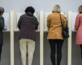 Les élections des commissions scolaires du Yukon, la CSFY et la FNSB, se tiendront simultanément. Cinq postes de commissaires sont à pourvoir dans chacune des deux commissions scolaires. &mdash; Photo : Pixabay