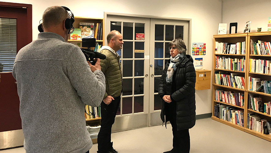Ivan Kabacoff et Fabrice Hacout ont rencontré plusieurs membres de la communauté franco-yukonnaise. Ils se sont également rendus au Centre de la francophonie.  &mdash; Photo : Gwendoline Le Bomin 