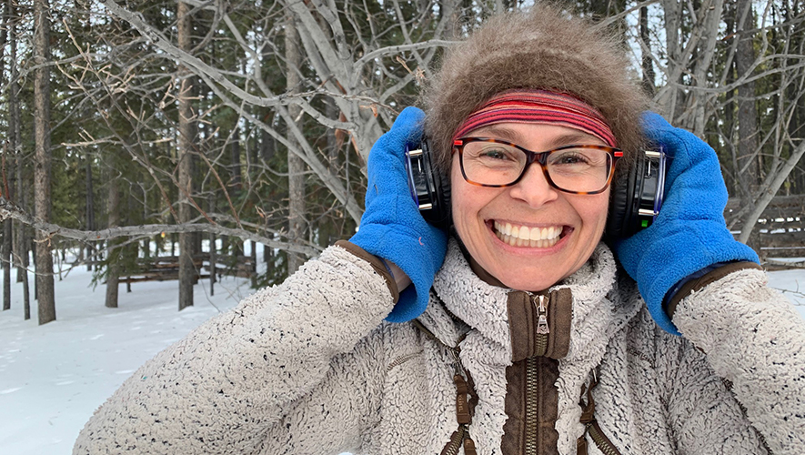 Jennifer Massie, fondatrice de Boreal Boogie et membre du Yukon Ecstatic Dance Collective, affirme que la danse et la thérapie somatique sont complémentaires. &mdash; Photo : Joyce Majiski