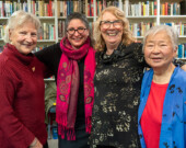 Charlotte Hrenchuk, Sandra St-Laurent, Pam Herry et Lilian Nakamura Maguire ont présenté la toute première anthologie de haïkus du Nord. L’ouvrage regroupe 35 auteurs du Yukon, des TNO et du Nunavut. &mdash; Photo : Nelly Guidici