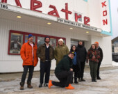 Le décompte est lancé pour la 24e édition du Festival de film Available Light. L’équipe de gauche à droite : Bran Ramsey, Sebastien Laprés, Dara Moats, Braden Brickner, Gabriela Browning, Sierra Sayer, Robert Joe. &mdash; Photo : Andrew Connors