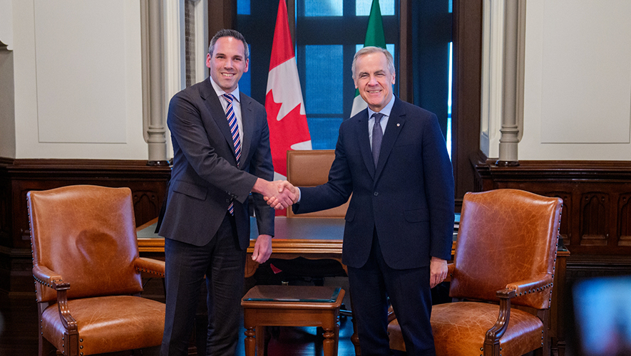 Le premier ministre Dixon rencontre le premier ministre Carney le 28 janvier 2026 à Ottawa, en Ontario. &mdash; Photo : Lars Hagberg 