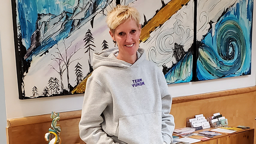 Lucy Steele-Masson est la cheffe de mission adjointe d’Équipe Yukon lors de Jeux d’hiver de l’Arctique 2026. &mdash; Photo : Angélique Bernard