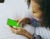 La protection des enfants en ligne était au cœur des échanges lors d’un comité parlementaire à Ottawa, où des témoins ont appelé à légiférer rapidement. &mdash; Photo : Unsplash