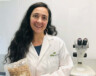 Kawina Robichaud, chercheuse en mycotechnologie. &mdash; Photo : Fournie