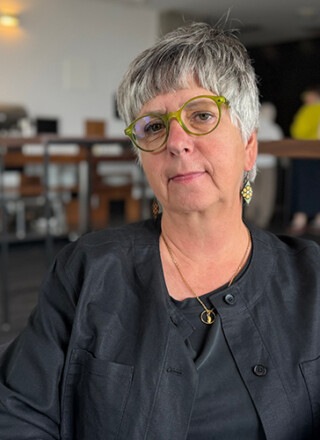 Isabelle Salesse estime que ce nouveau formulaire est « une excellente nouvelle ». Elle encourage la population à l’utiliser non seulement pour obtenir des services en français, mais également pour permettre au gouvernement de savoir où se trouvent les besoins les plus importants en matière de services en français. &mdash; Photo : Maryne Dumaine