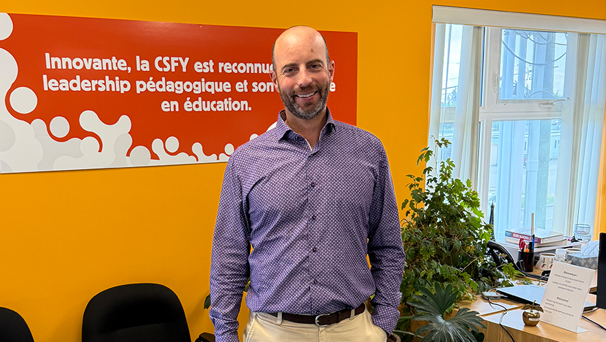 Marc Champagne est à la barre de la Commission scolaire francophone du Yukon depuis 2015. Il quittera ses fonctions en février 2027. &mdash; Photo : Angélique Bernard