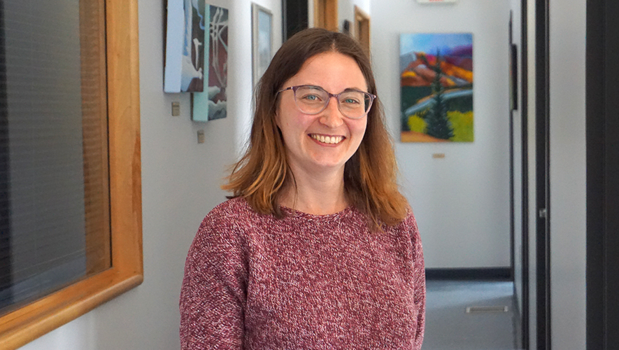 Céline Dewez est gestionnaire du service d’emploi et d’établissement de l’Association franco-yukonnaise.  &mdash; Photo : Archives A.B.