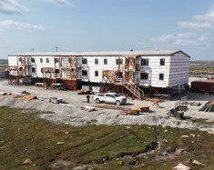 Un projet résidentiel à Coral Harbour.  &mdash; Photo : Courtoisie SHN