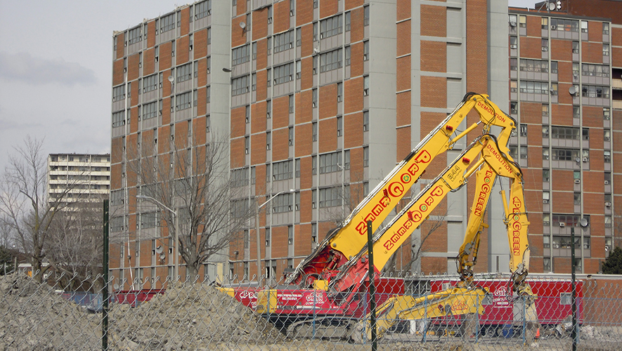 logement une cr wikimedia commons peter dickinson