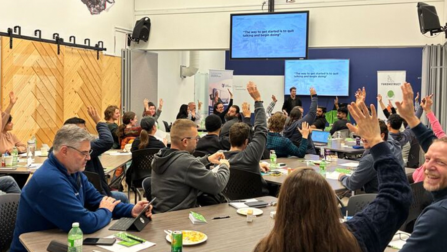 Une soirée d’information sur le repreneuriat avait été organisée par Futurpreneur et différents partenaires yukonnais (entre autres l’Université du Yukon, Yukonstruct, Yukon Venture Angels et l’AFY). &mdash; Photo : Futurpreneur  